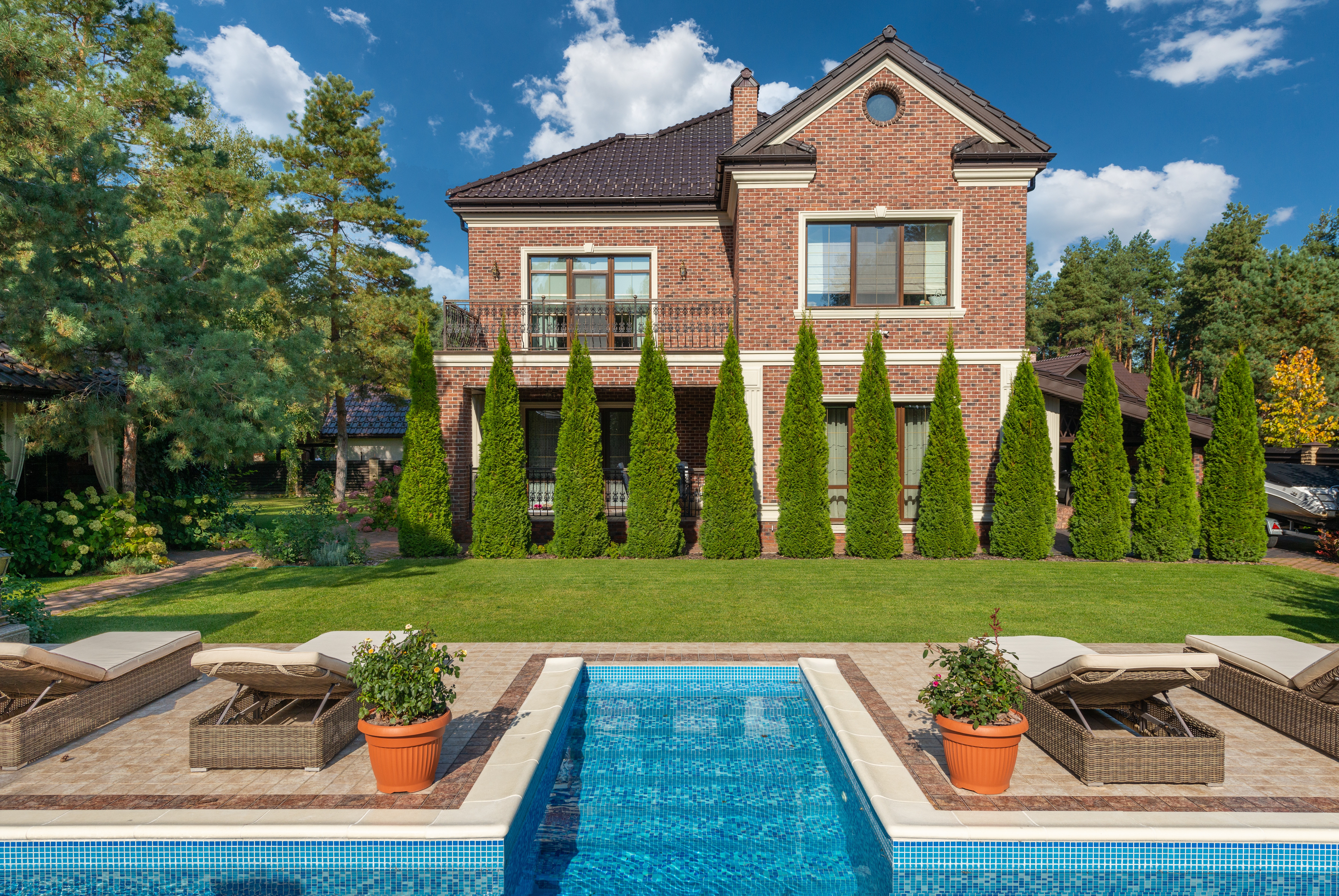 Selling a House with a Pool? Do These 3 Things First